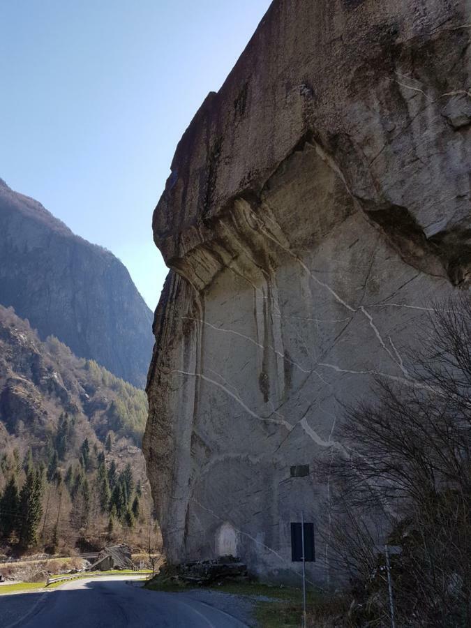 Hotel Ristorante Sasso Remenno Val Masino Exterior foto