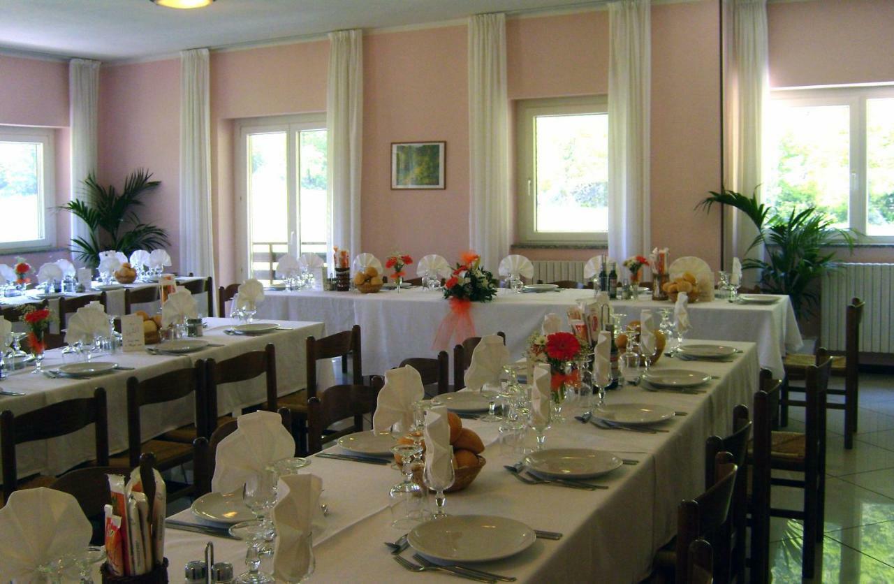 Hotel Ristorante Sasso Remenno Val Masino Exterior foto